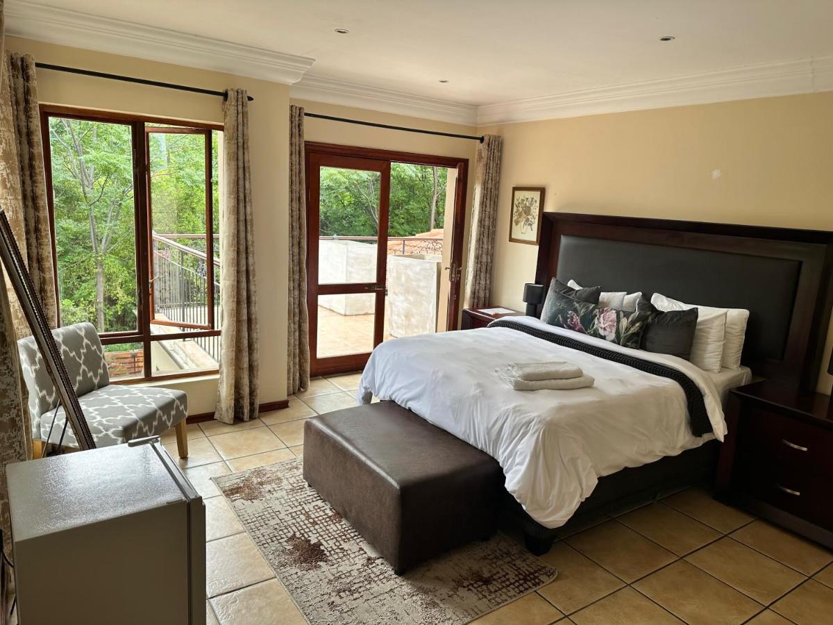 Hotel 37 On Eagles Hartbeespoort Exterior foto